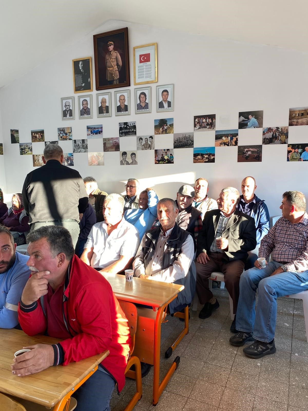 50 Yıl Sonra Aynı Sıralarda Buluştular (4)