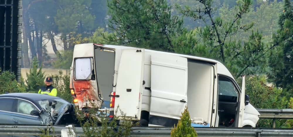 Acı Haber Az Önce Geldi.. Zincirleme Kazada 1 Ölü, 3 Yaralı (2)