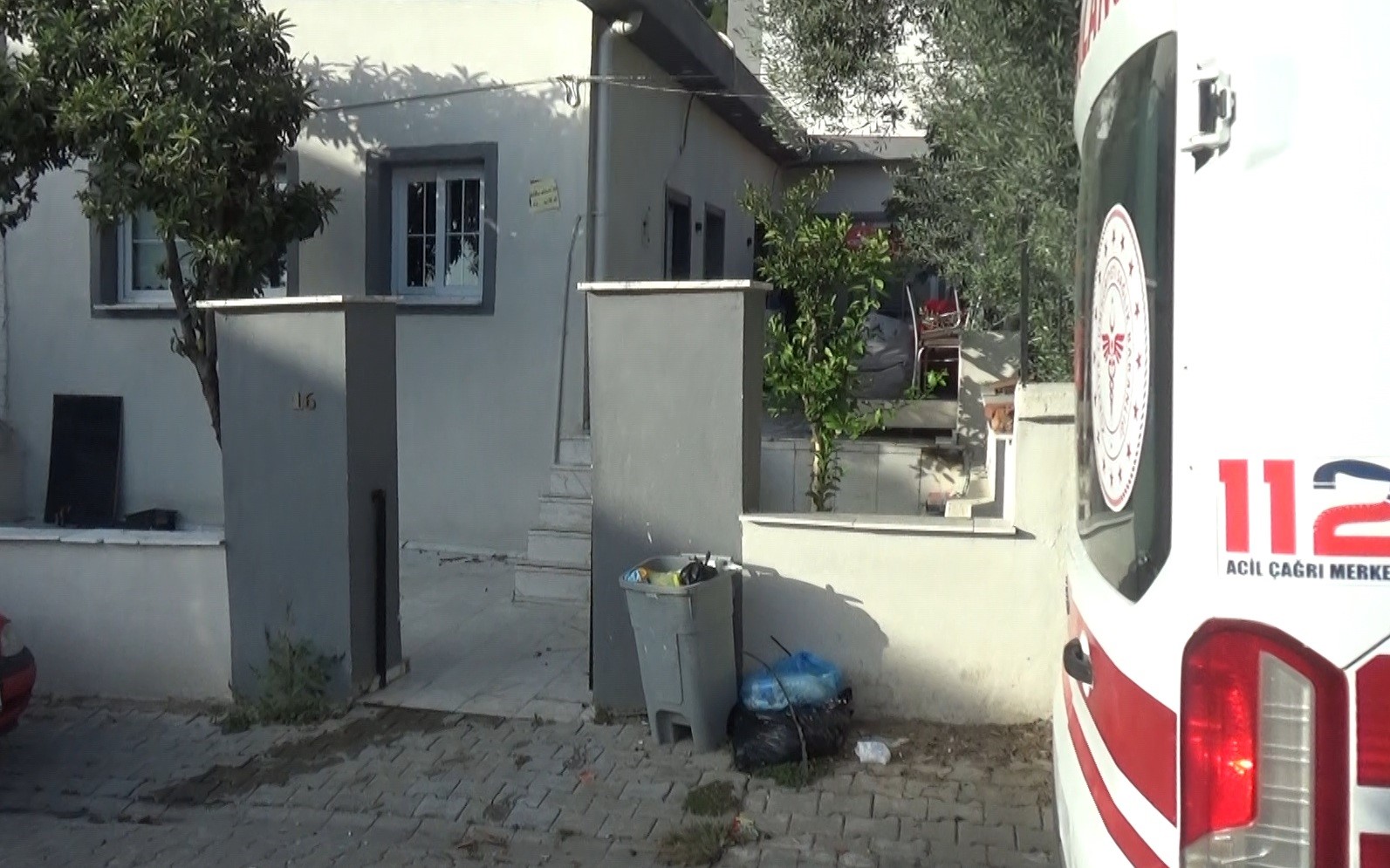 Aydın’da Genç Kız Baygın Halde Bulundu (4)