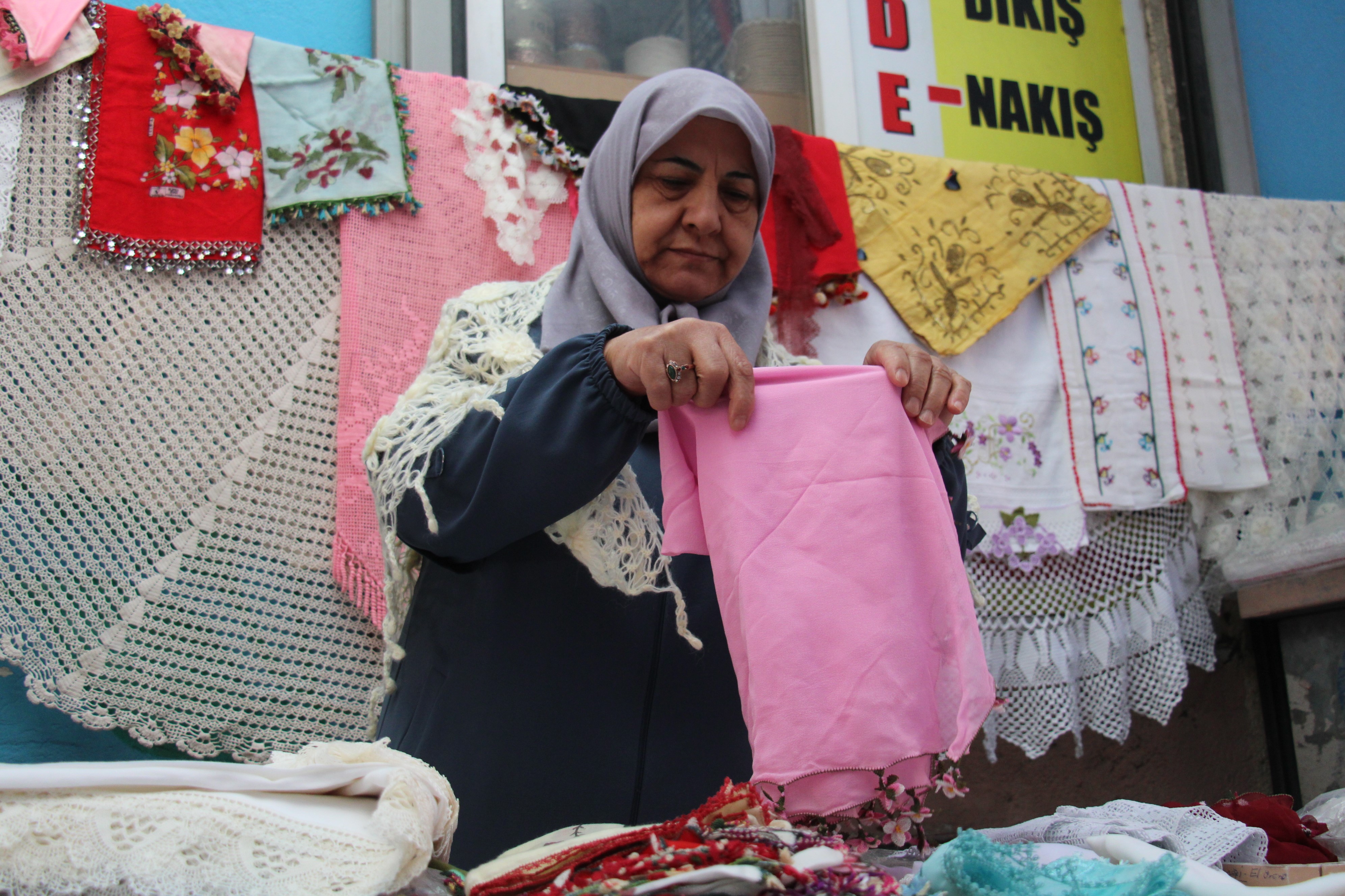 Aydın’da Göz Nuru Ürünler Pazar Tezgahında (6)