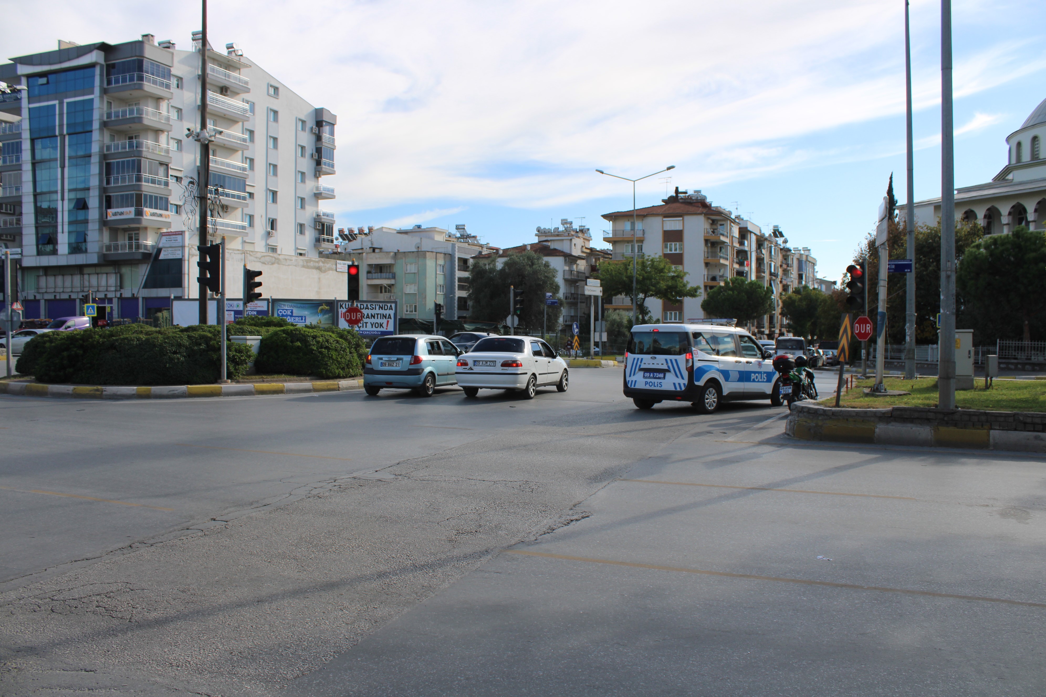 Aydın’da Motosiklet Sürücüsü Yola Savruldu (5)