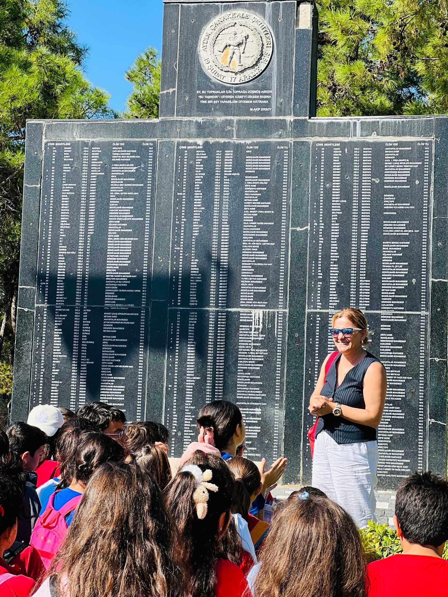 Aydın’da Öğrenciler Şehitlikleri Ziyaret Etti (2)
