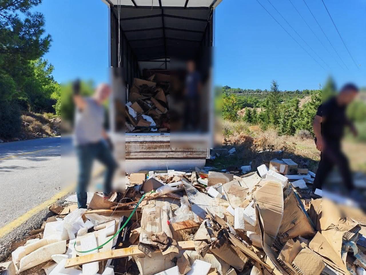 Cezayı Yiyince Kuzu Kuzu Topladılar (4)