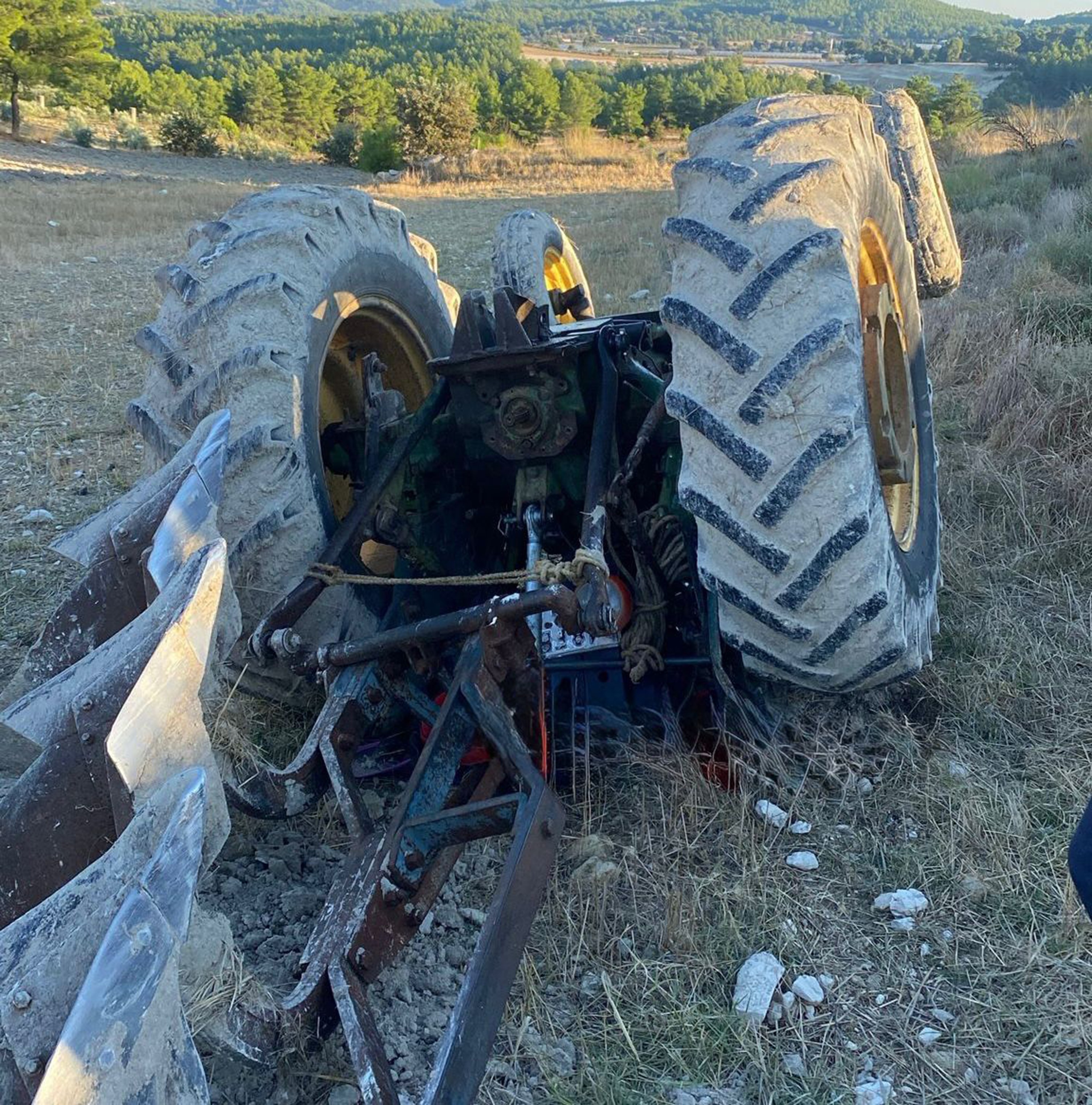 Dört Çocuk Babası Traktör Kazasında Can Verdi (2)