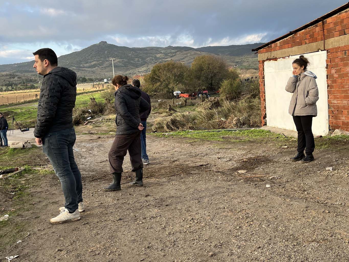 Ekipler Selde Kaybolan Vatandaşı Arıyor (9)