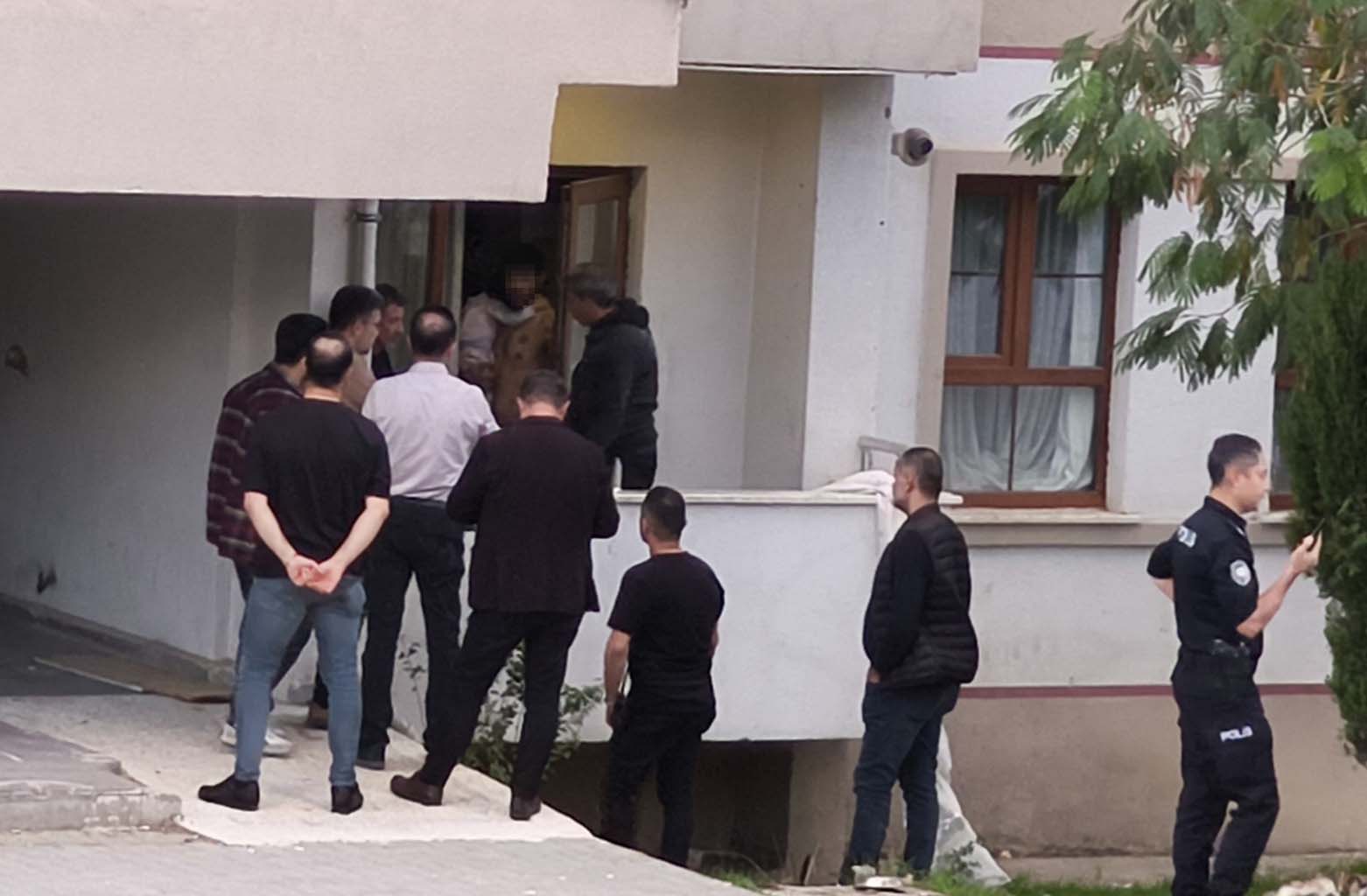 Eşi Ve Kızını Yaralayıp Rehin Aldı (3)-1