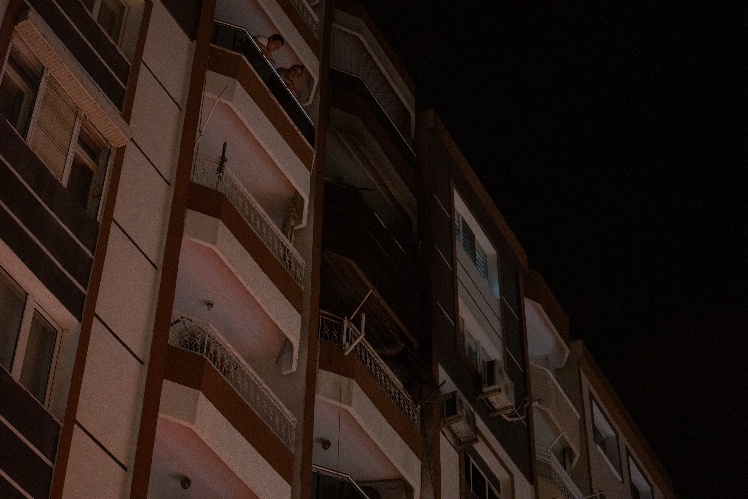 Eşine Kızdı Mahalleyi Ayağa Kaldırdı