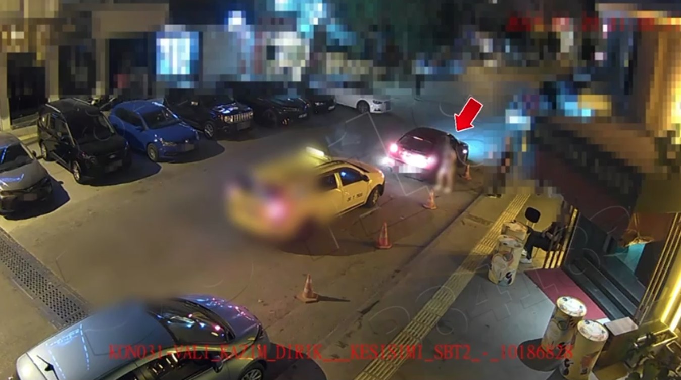 Kadınları Katalogdan Seçtirmişler (3)