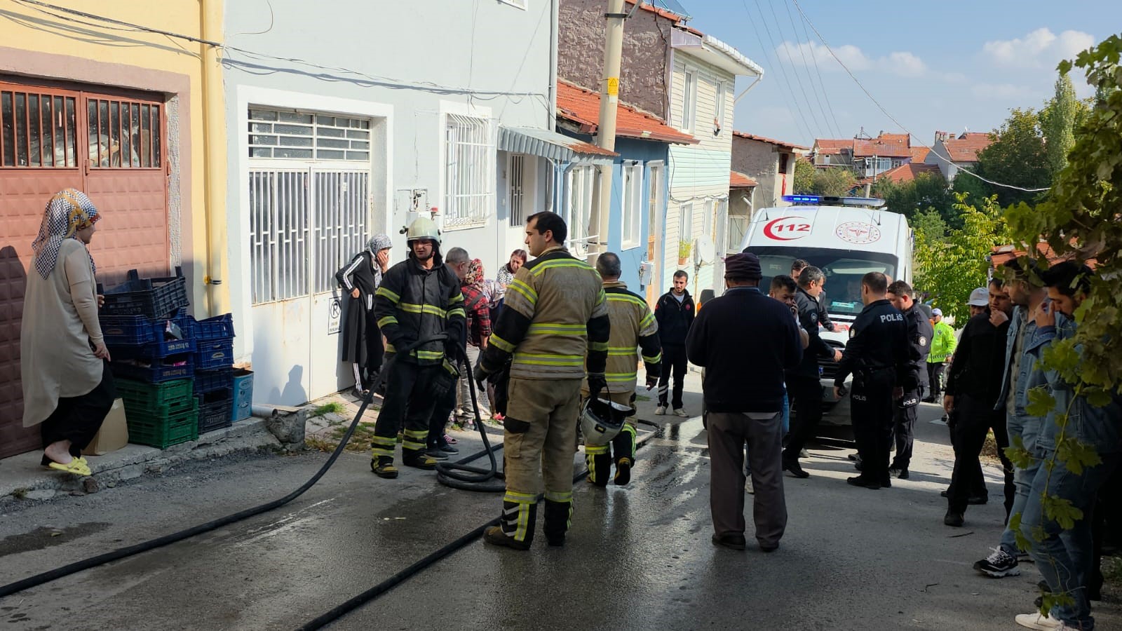 Kahraman Anne 2 Çocuğunu Kurtardı (1)