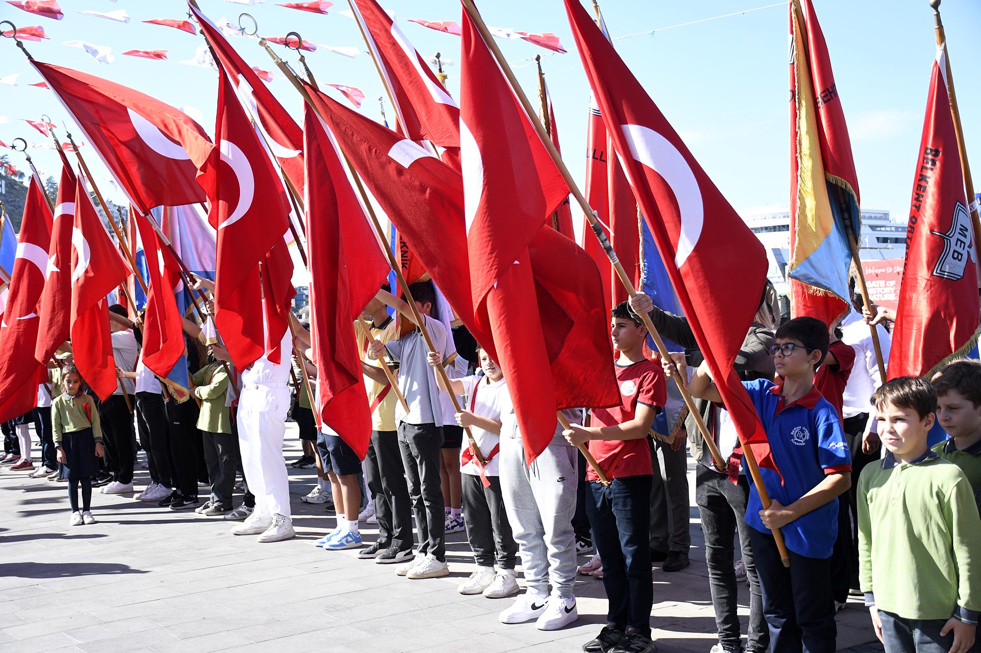 Kuşadası’nda Cumhuriyet Coşkusu Başladı (5)