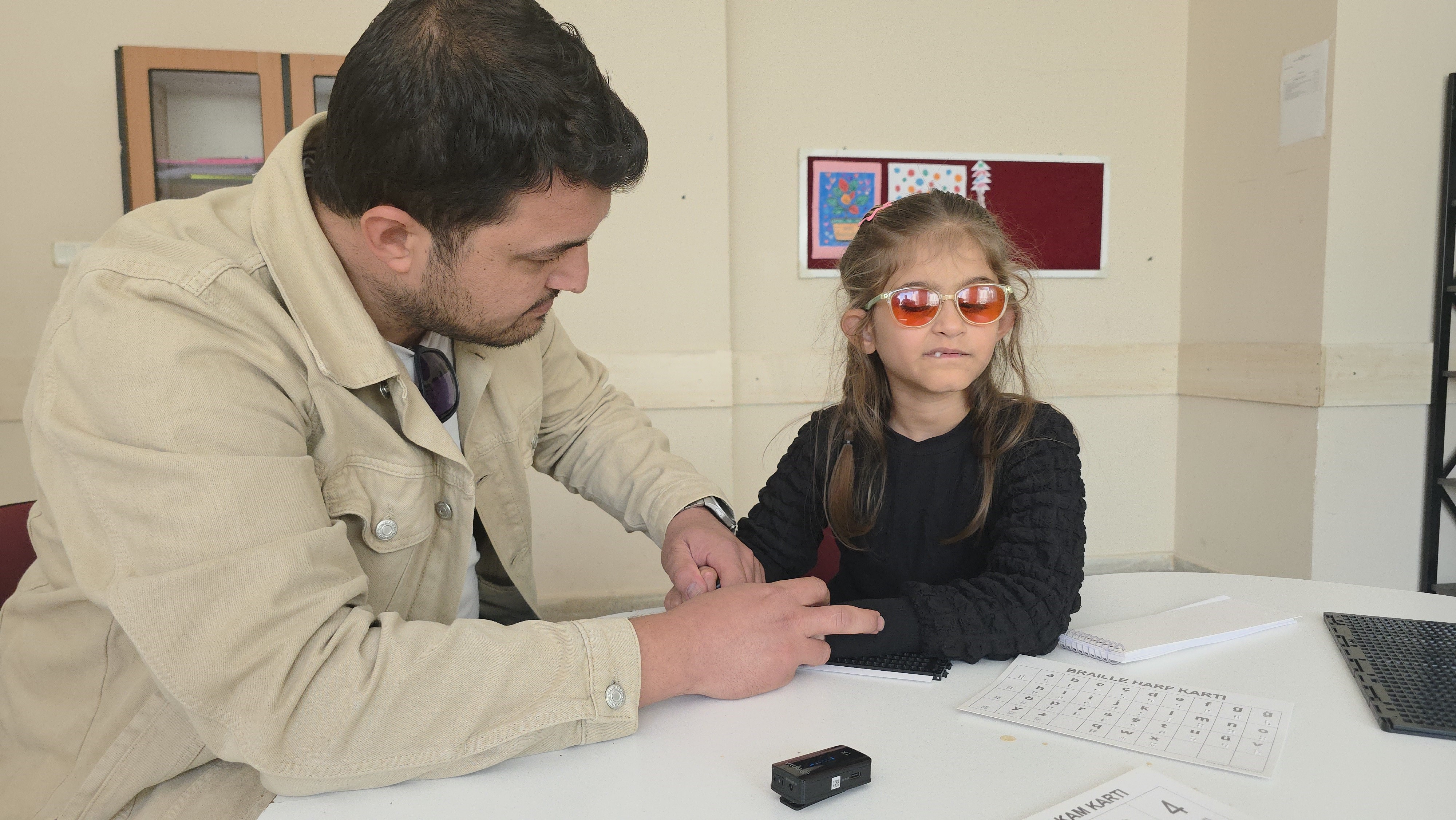 Minik Defne'nin Öğrenme Mücadelesi Ilham Oldu (2)