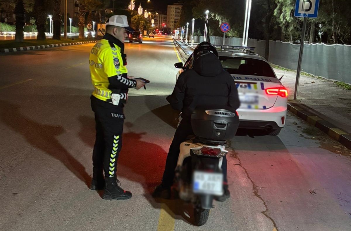 Motosikletlilere Ceza Yağdı (2)