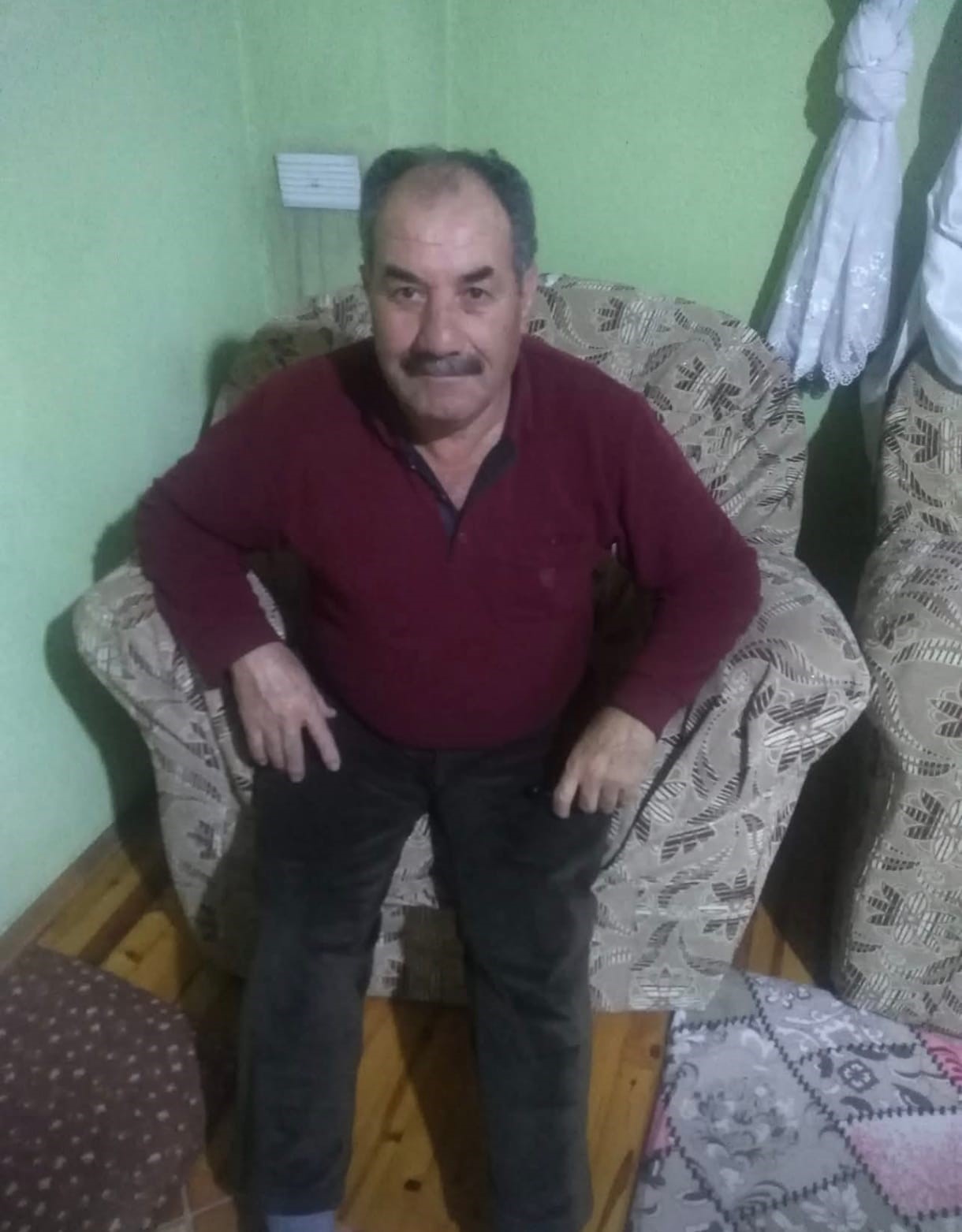 Otomobil Ile Kamyonet Çarpıştı, Hastanede Yaşamını Yitirdi (2)