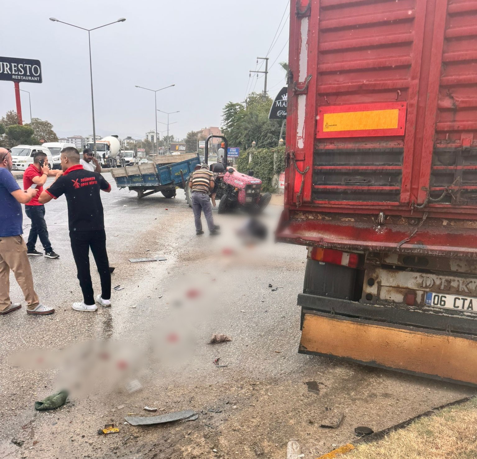 Traktör Sürücüsü Yaşamını Yitirdi (3)