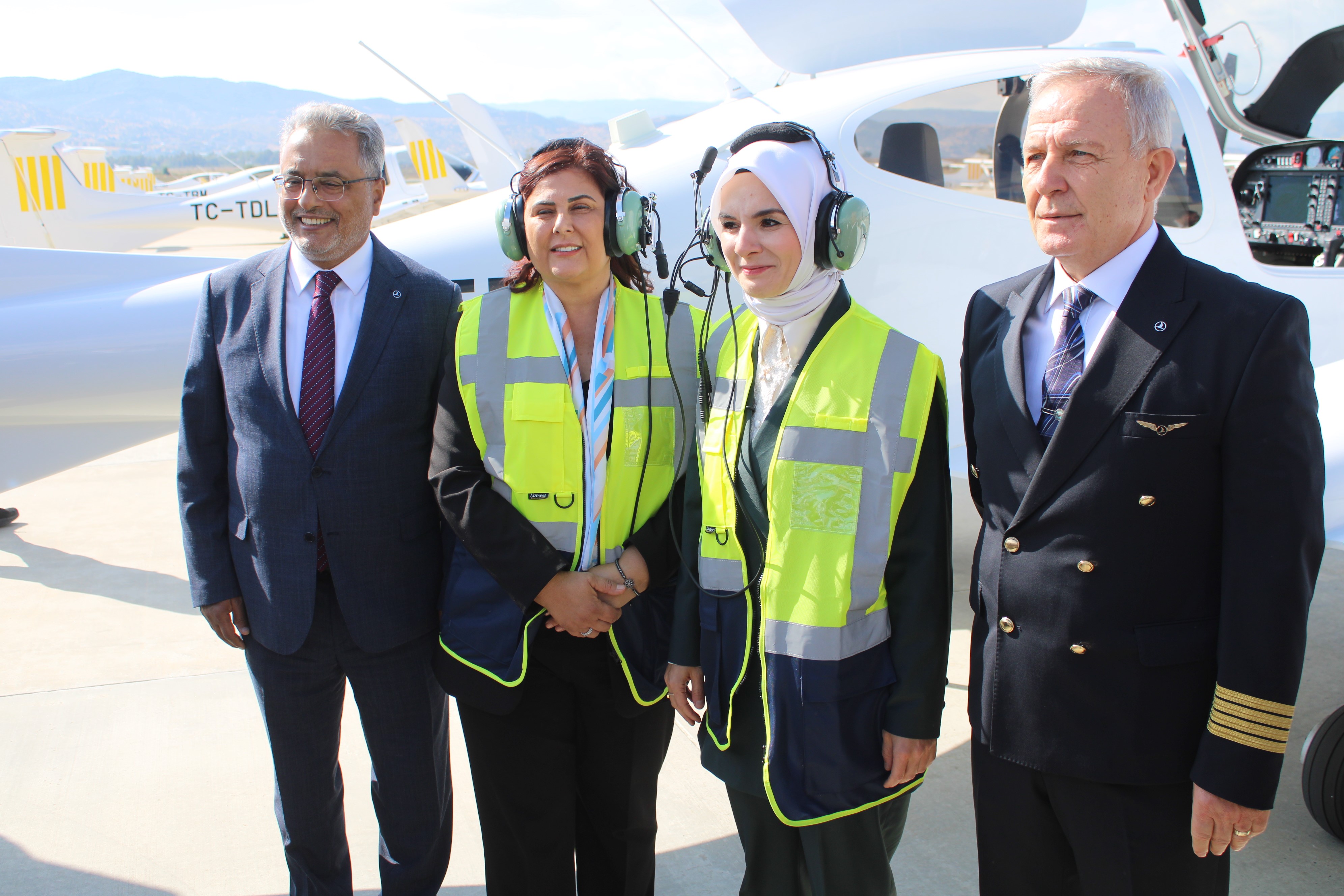 Yerde Vatandaşla Buluşamayan Çerçioğlu, Bakan Göktaş Ile Havada Gezdi (3)