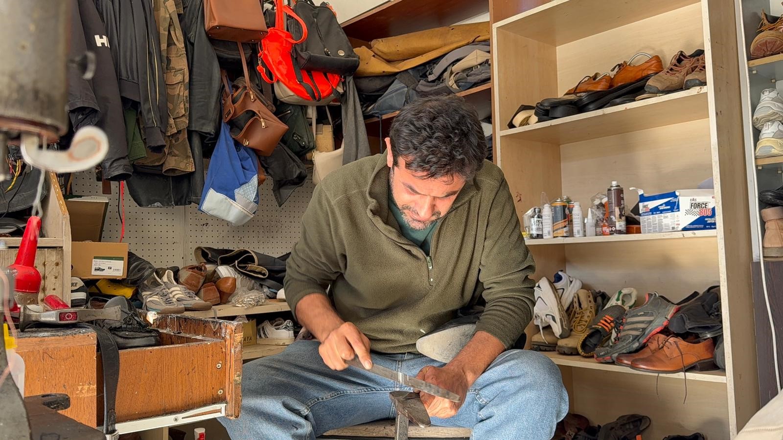 26 Yıldır Ayakkabı Tamirciliği Yapıyor (3)