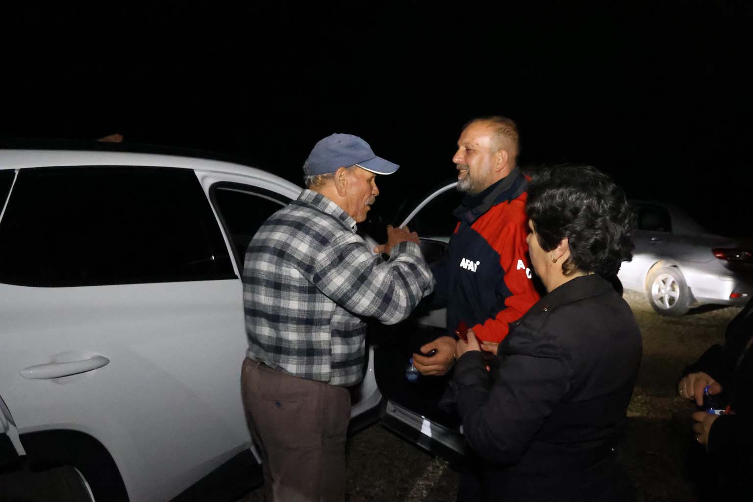 84 Yaşındaki Adam Ekipleri Harekete Geçirdi (5)