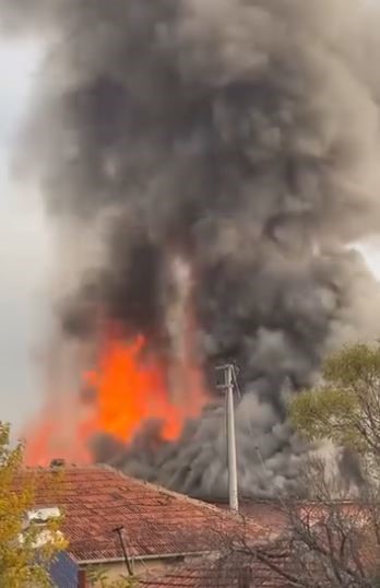 Anne Ve Oğlunun Yaşadığı Ev Kül Oldu (3)