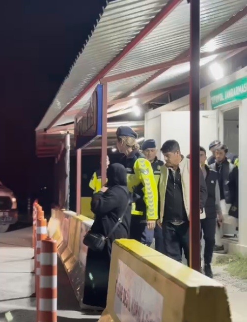 Aydın İzmir Otoyolu’ndan Geldi, Aydın’da Durdurulunca Gerçek Ortaya Çıktı (4)