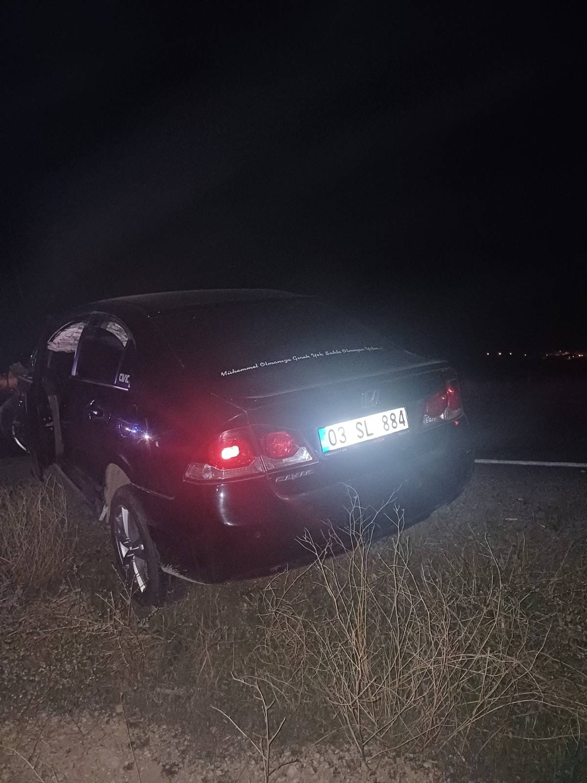 Aydın Plakalı Taksi Kaza Yaptı.. Gecenin Acı Haberi.. 1 Çocuk Yaşamını Yitirdi, 8 Kişi Yaralı (3)