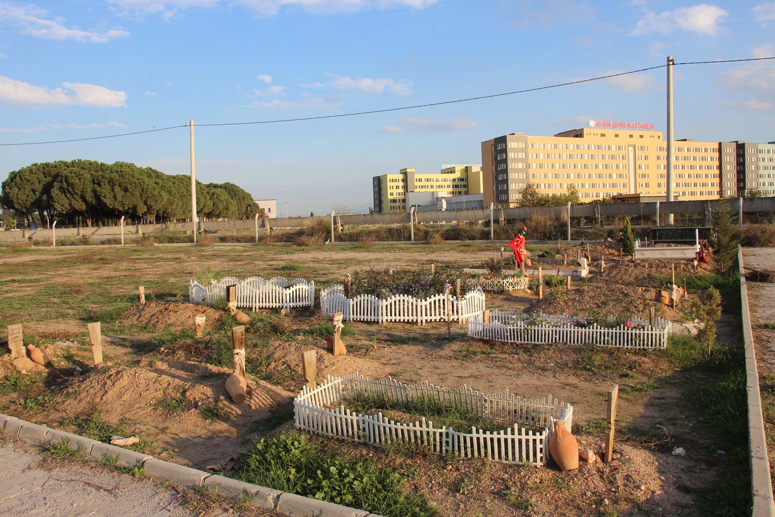 Aydın’da Buraya Yakınını Defnedenler Dikkat.. Mahkemeden Karar Geldi (4)