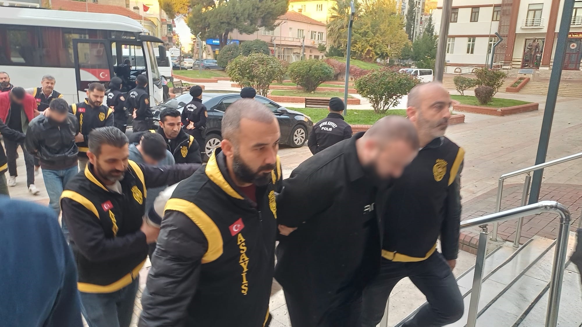 Aydın’da Büyük Dolandırıcılık Operasyonu (7)