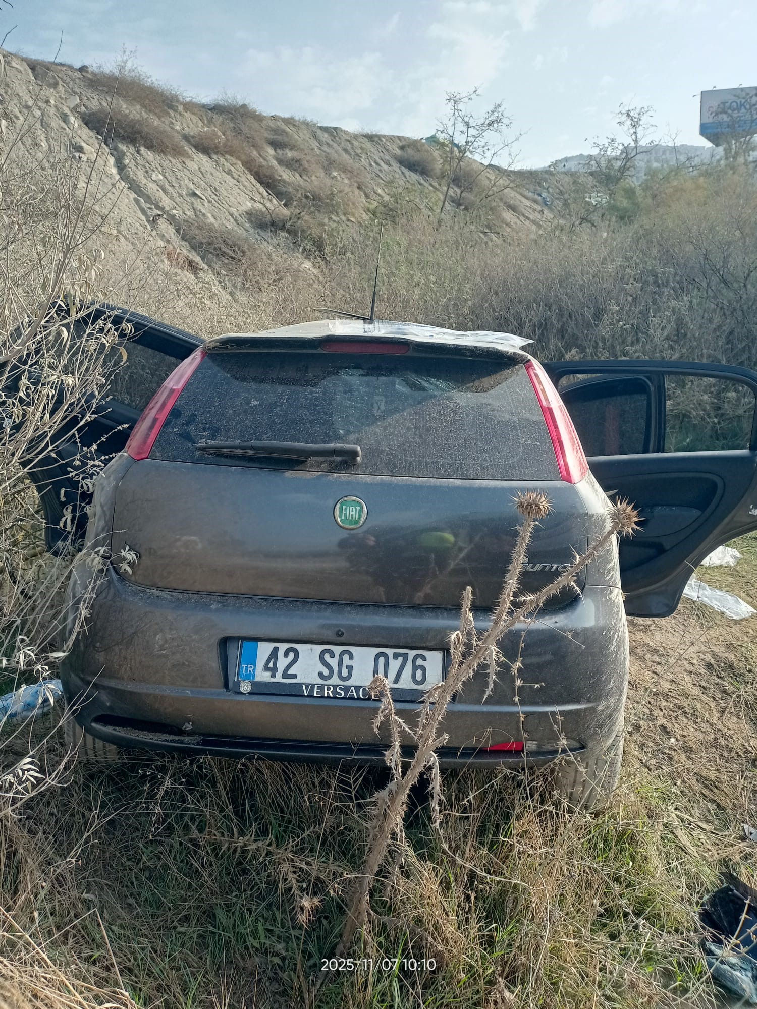 Aydın’da Feci Kaza.. Otomobil Yol Kenarına Savruldu (6)