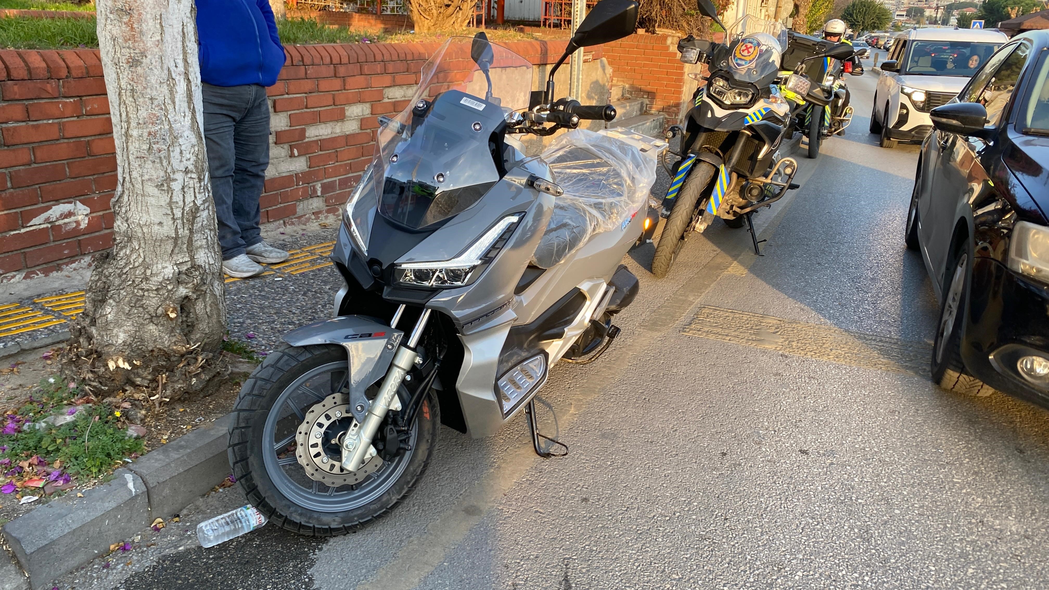 Aydın’da Yolcu Kapısı Açıldı, Motosiklet Sürücüsü Yaralandı (4)