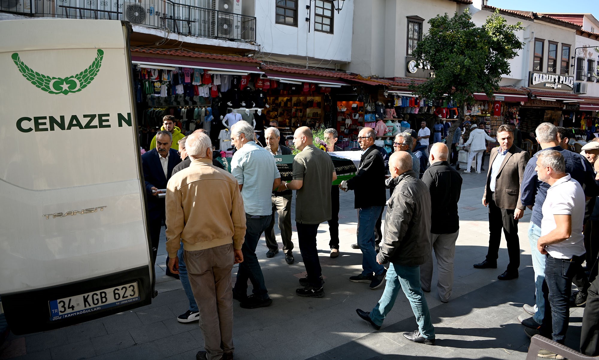 Aydın’ın Sevilen Doktoruna Hüzünlü Veda (4)