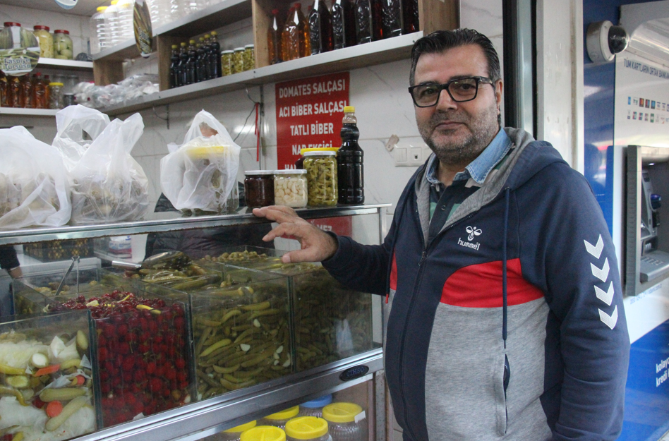 Aydınlı Turşucu Grip Olan Müşterilerinin Masraflarını Karşılayacağını Söyledi (6)