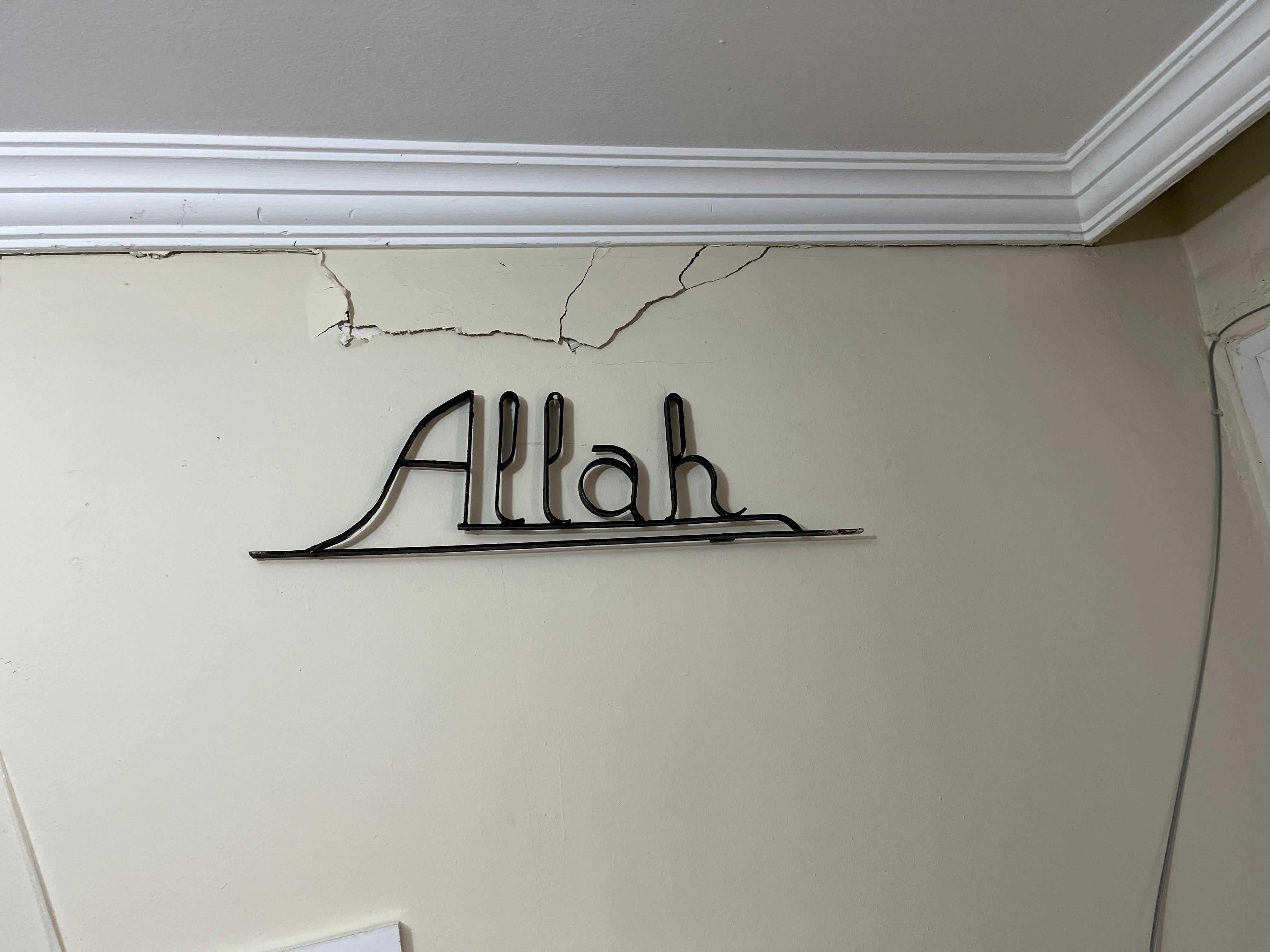 Bir Mahalle Diken Üstünde, Evleri Başına Yıkılacak (13)