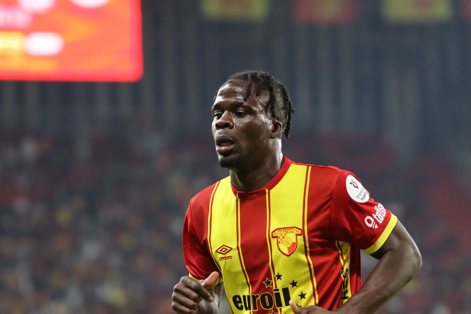 Göztepe, 2 Maç Sonra Kazandı (4)