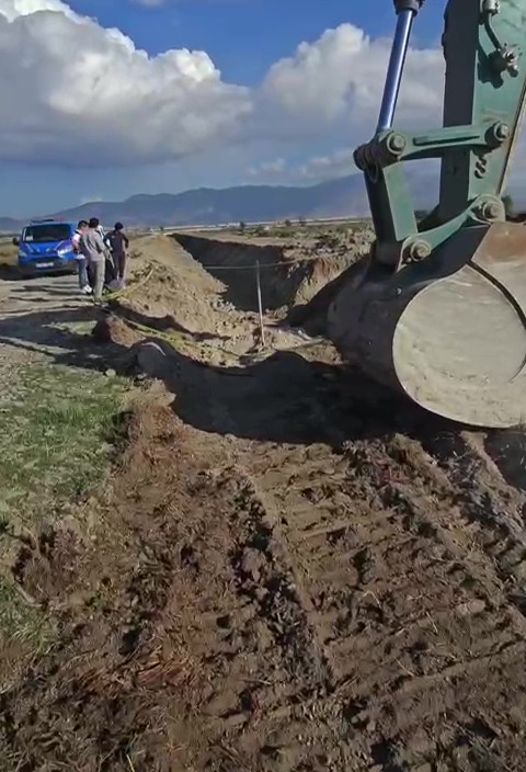 İnsana Ait Kemik Parçaları Bulundu (6)