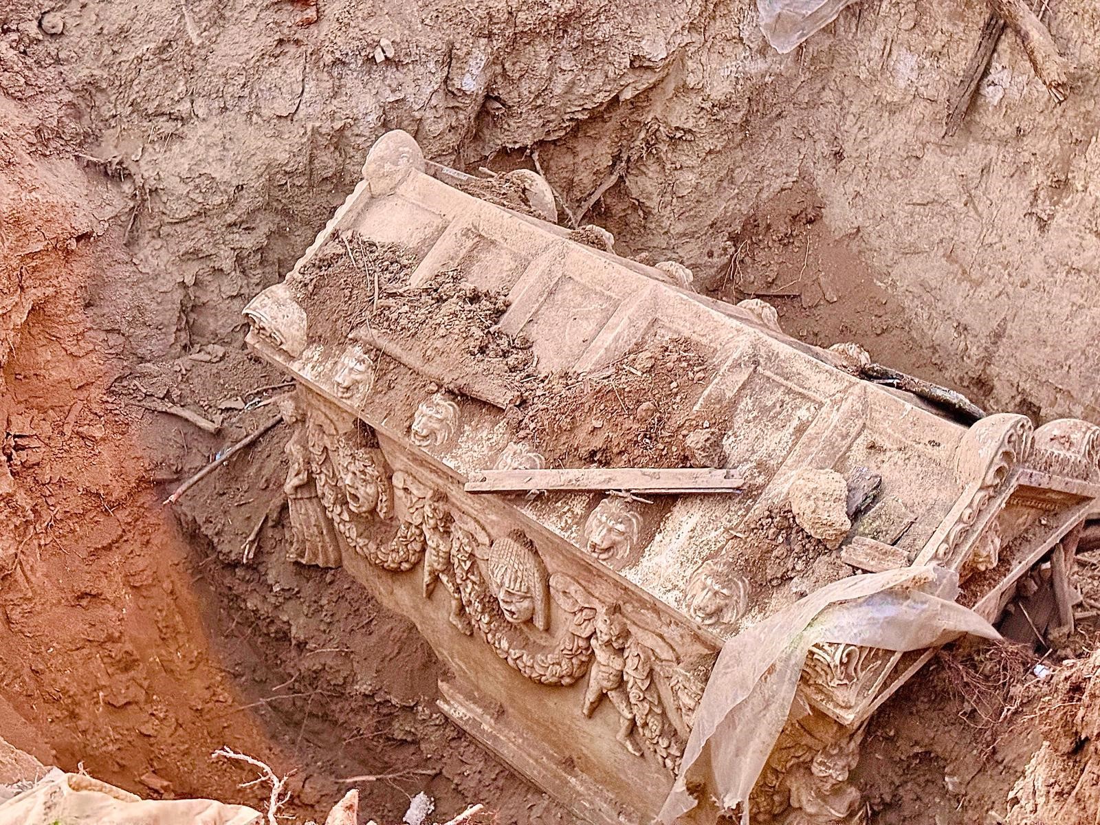 Jandarma Toprağa Gömülü Halde Buldu, Sahte Çıktı (3)