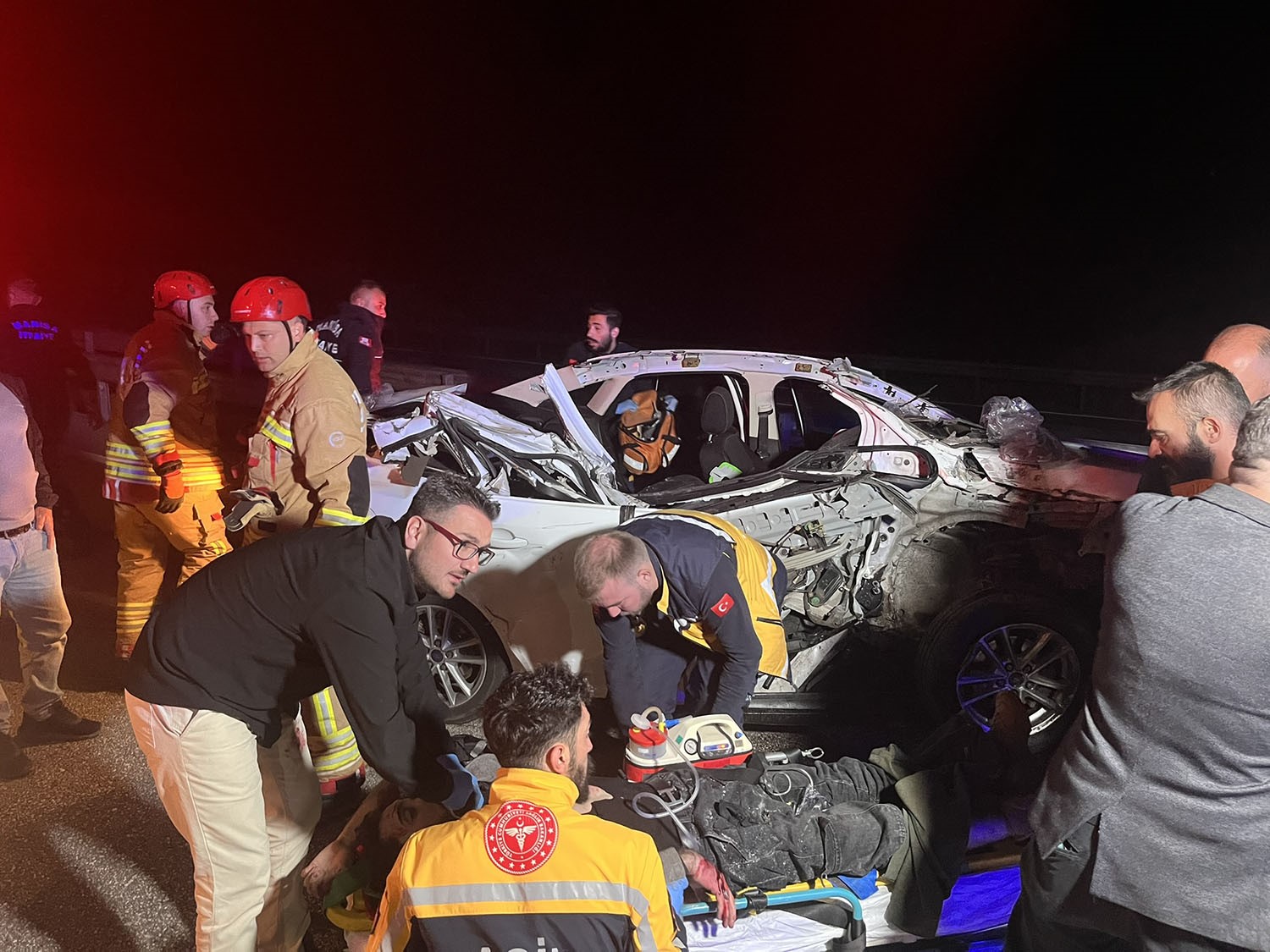 Korkunç Kazada 1 Ölü, 2 Yaralı (2)