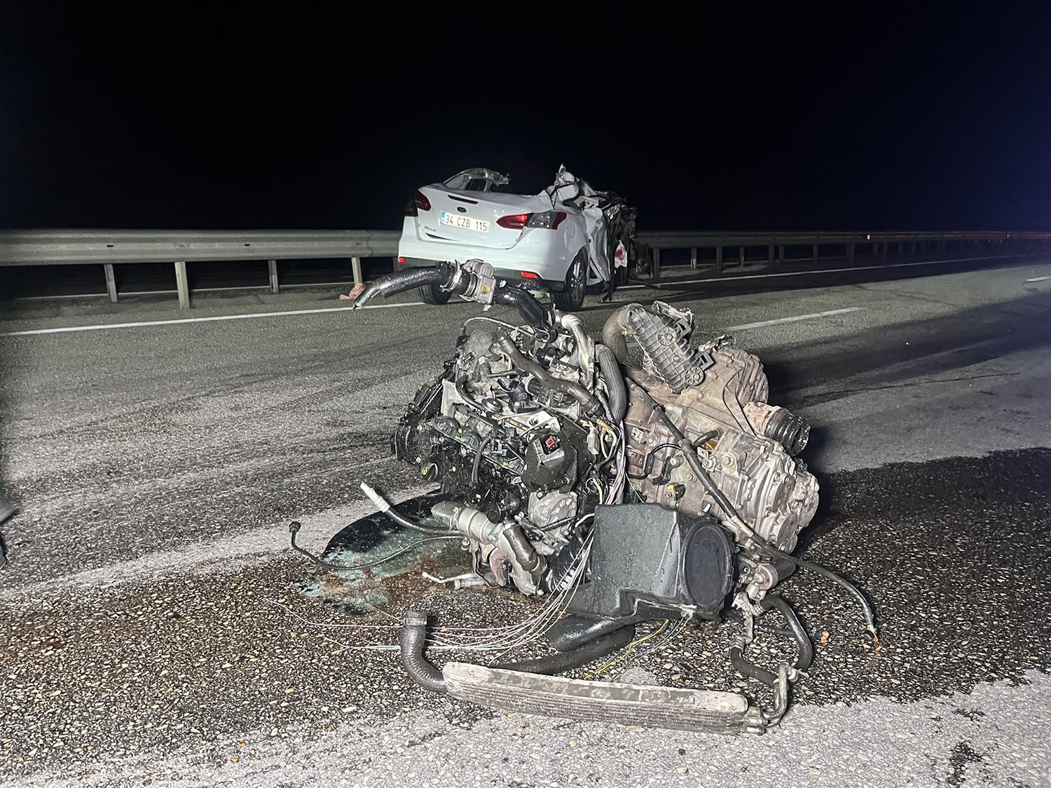 Korkunç Kazada 1 Ölü, 2 Yaralı (9)