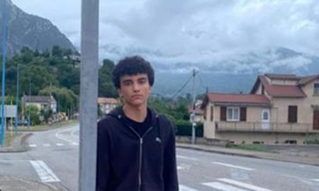 Lise Öğrencisinden Geriye Gitar Çaldığı Görüntüleri Kaldı (2)