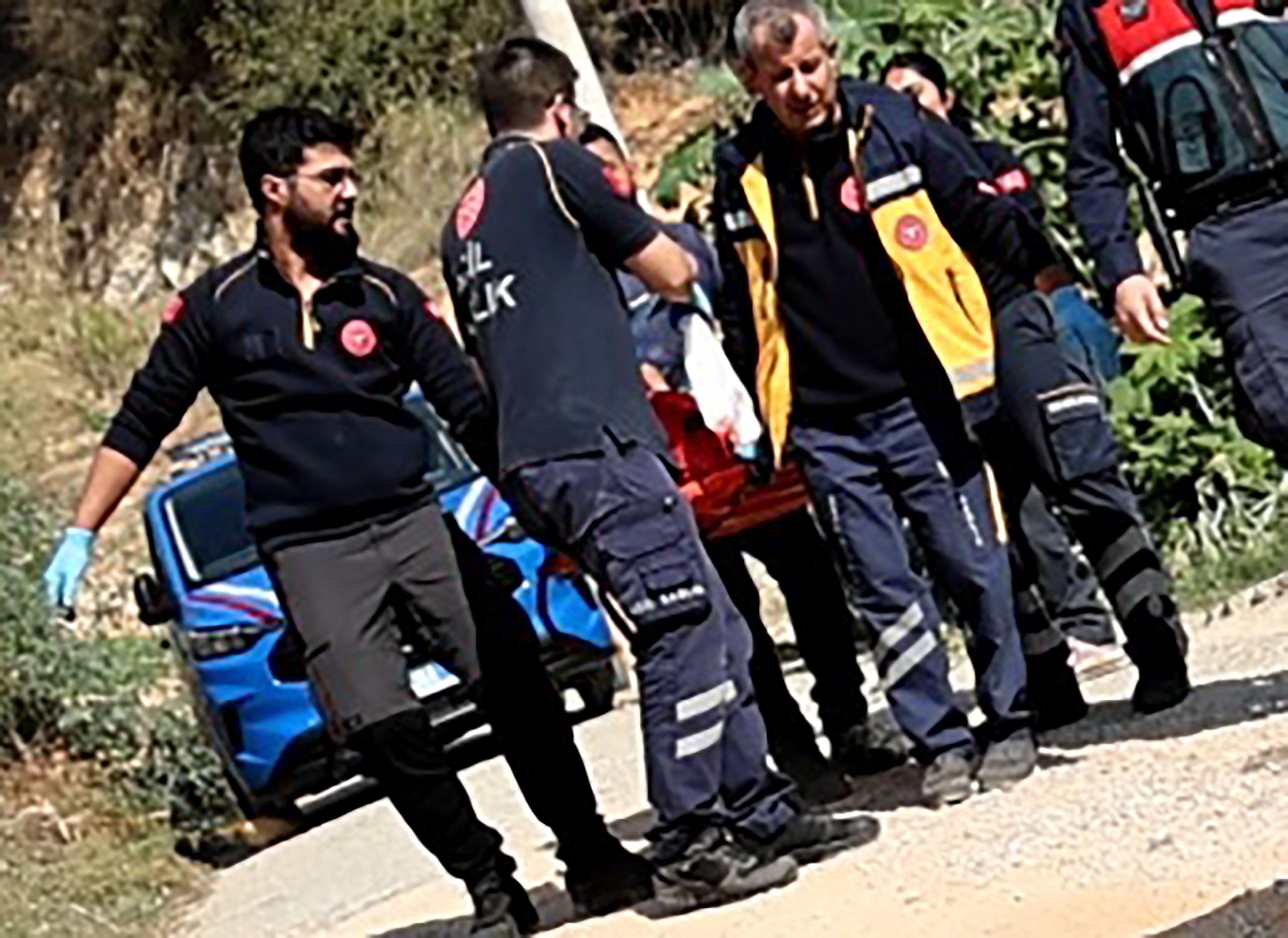 Ortalık Karıştı, Ekipler Etkisiz Hale Getirdi (2)