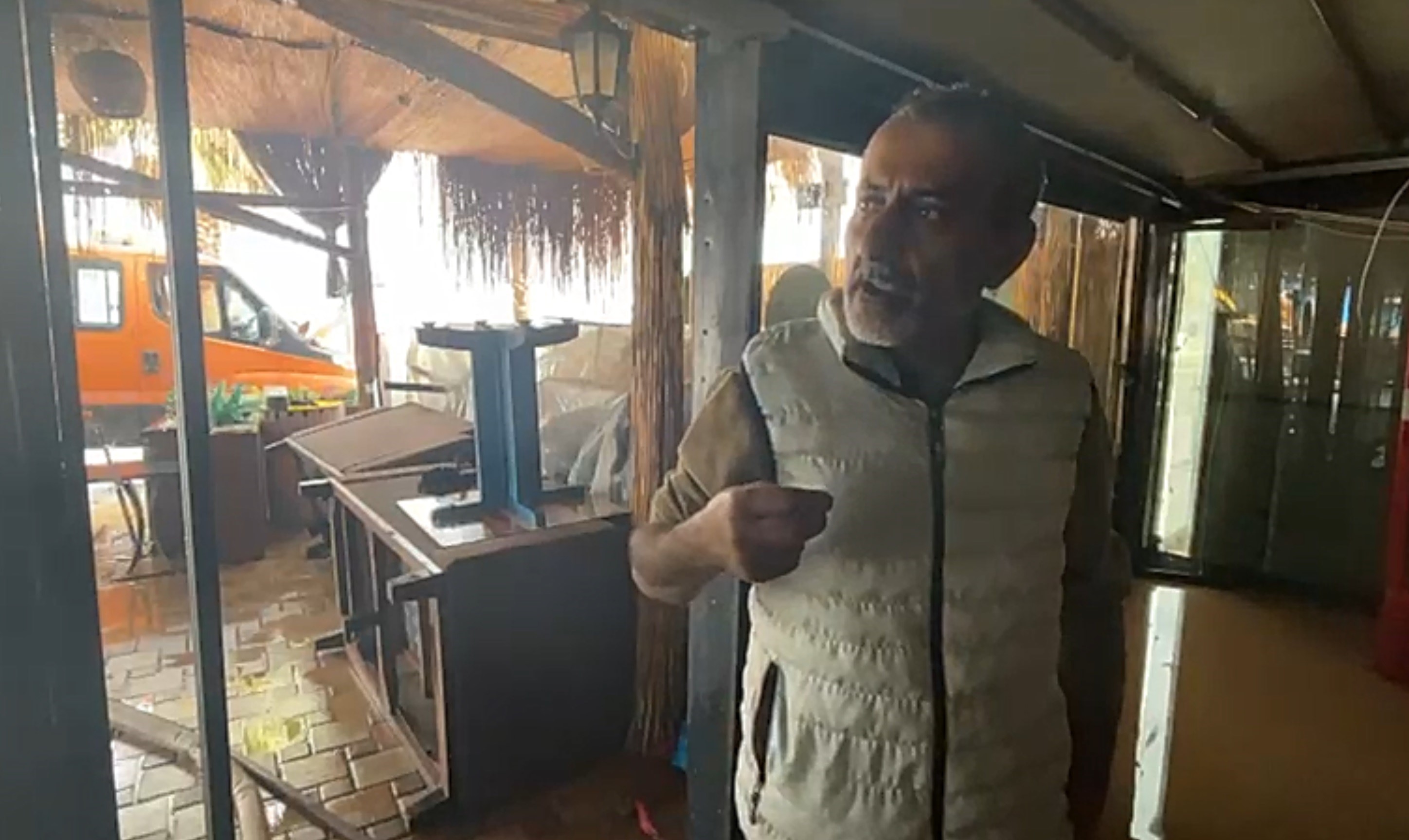 Sel Mağduru Esnaf Isyan Etti (4)