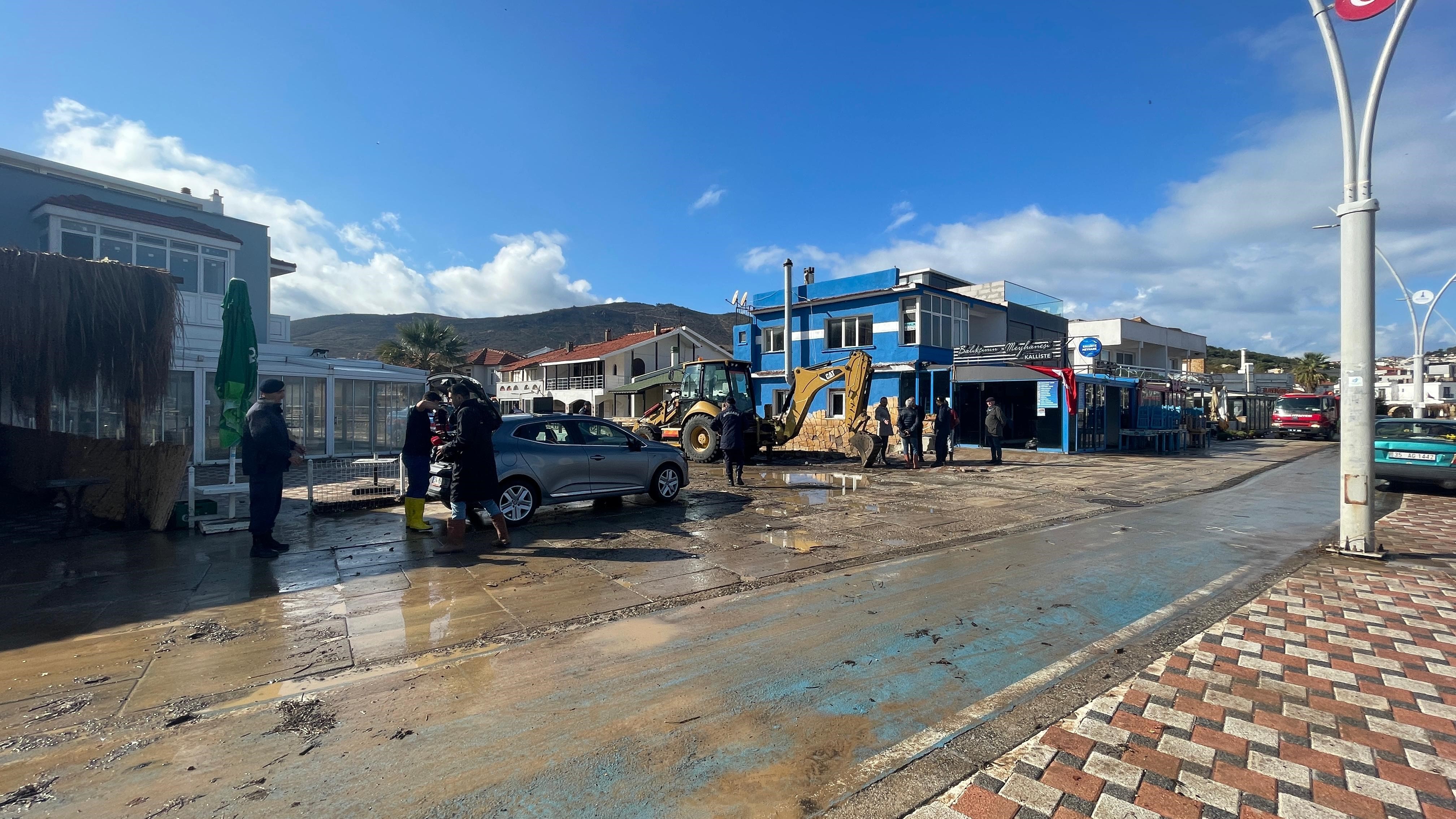 Sel Mağduru Esnaf Isyan Etti (7)