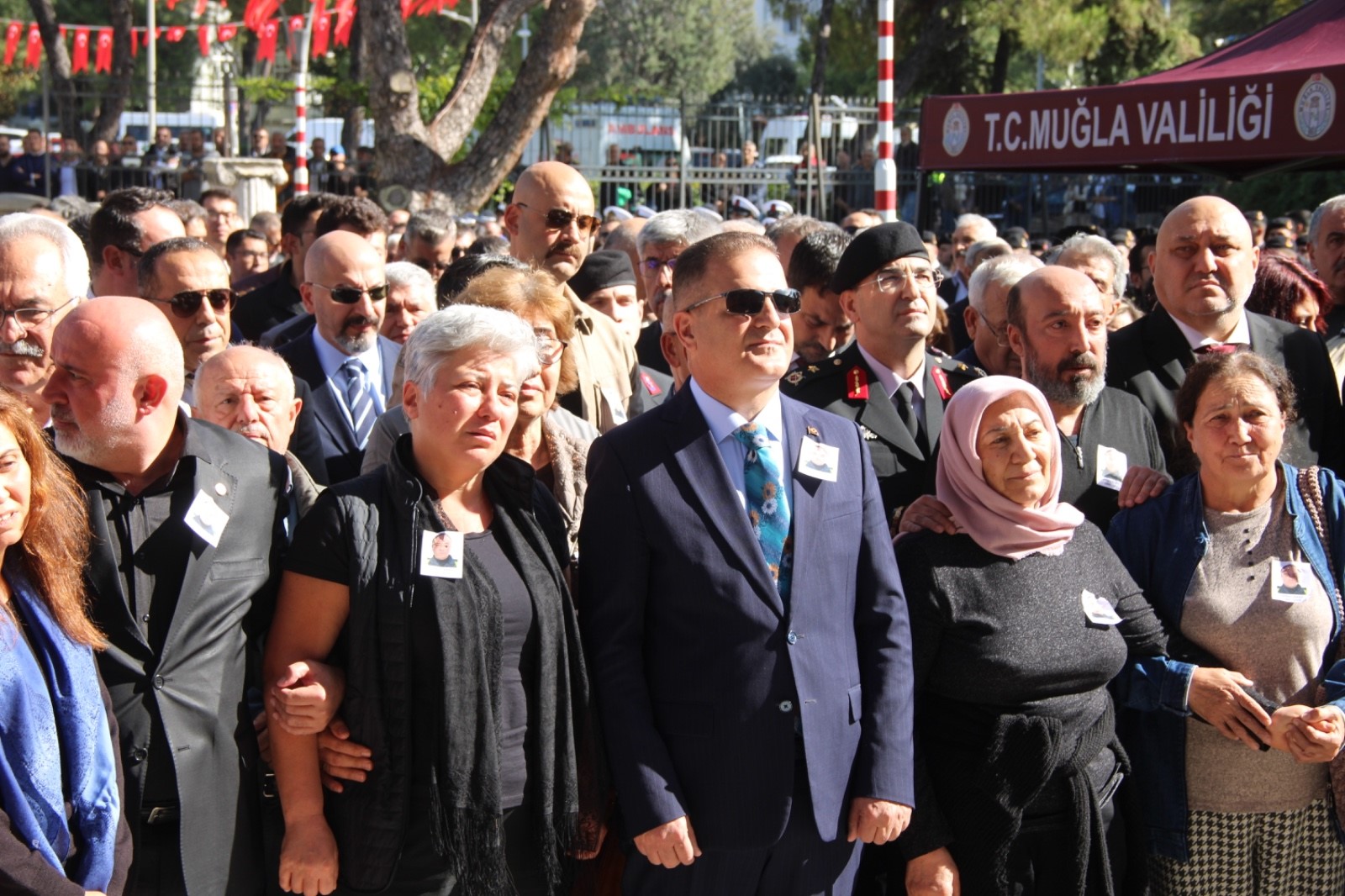 Sevilen Polis Memuru Gözyaşlarıyla Uğurlandı (8)