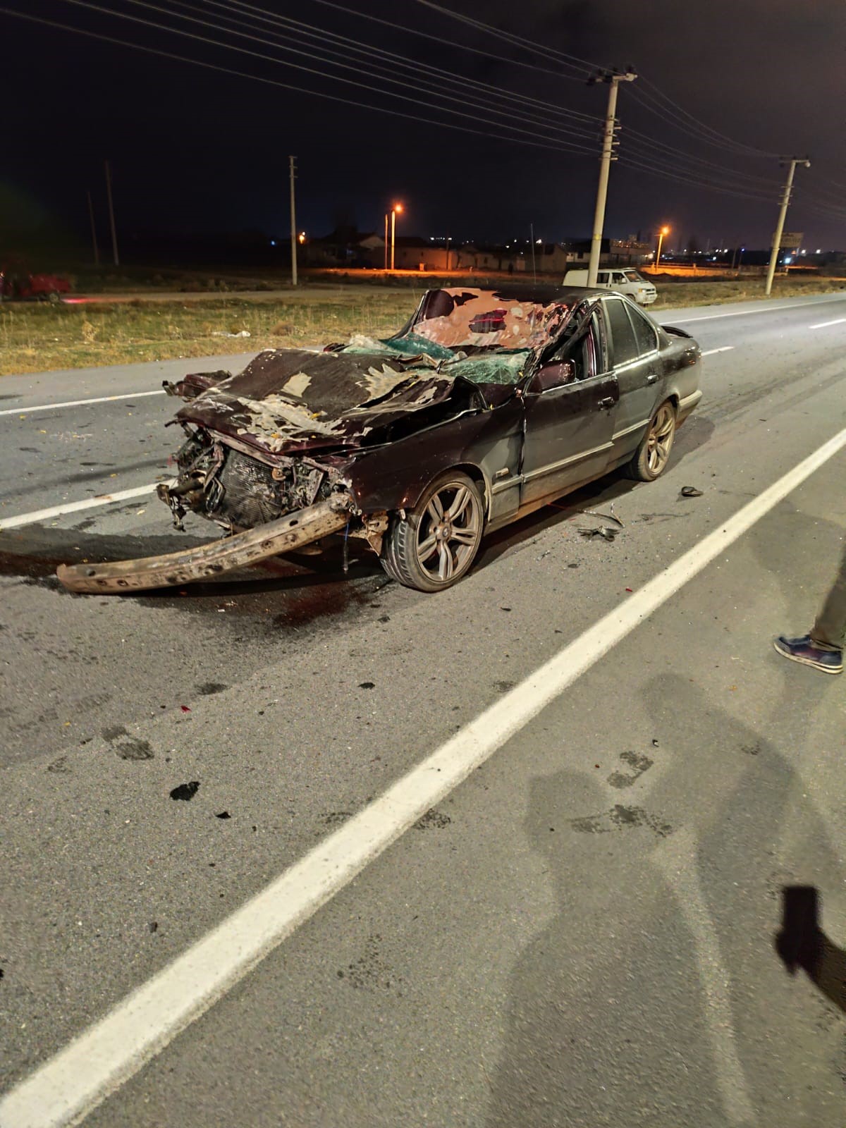 22 Yaşındaki Sürücü Ağır Yaralı (2)