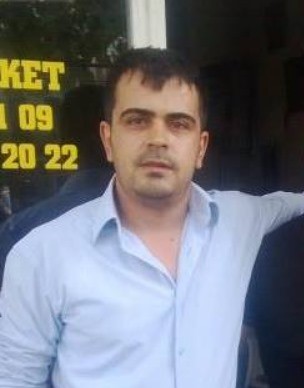 42 Yaşında Hayatını Kaybetti (2)