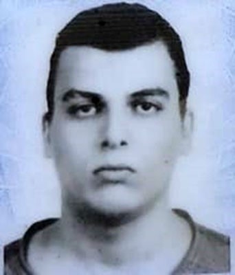 Apartmanın Çatısından Düşen Genç Hayatını Kaybetti (2)