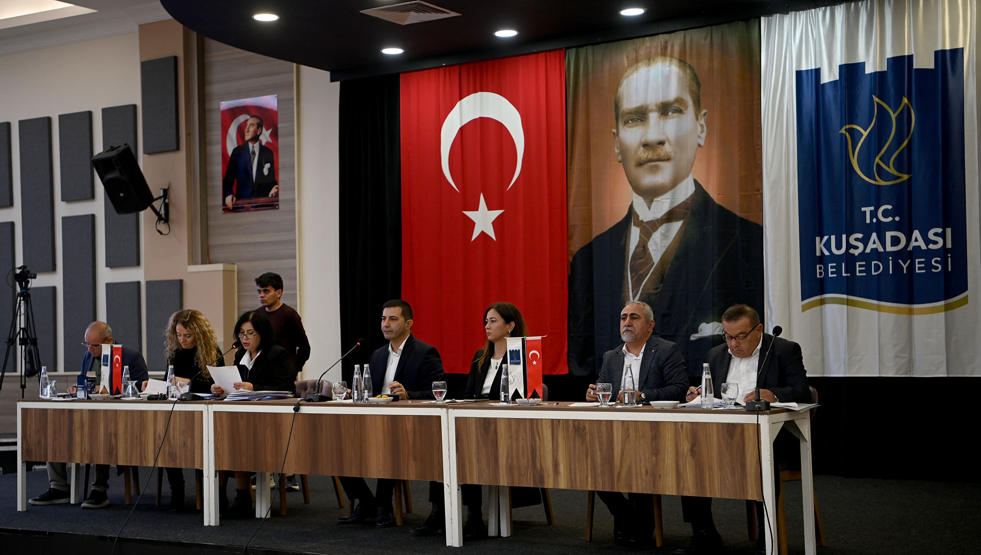 Aralik Ayi Meclis Toplantisi (2)