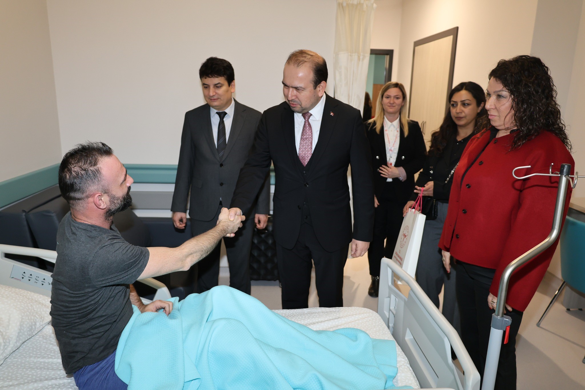 Aydın Şehir Hastanesi’nde Hastalar Yatarak Tedavi Görmeye Başladı (4)