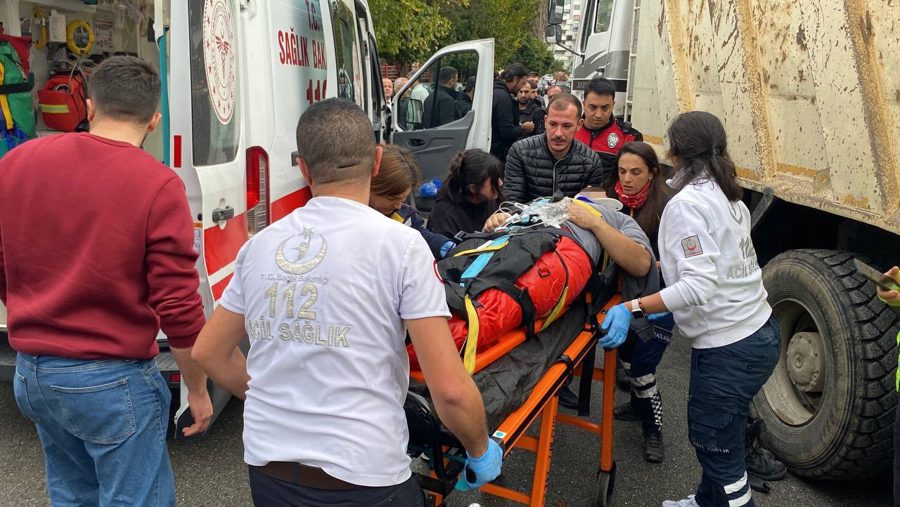 Aydın’da Acı Olay.. Kamyonun Altında Kaldı (1)