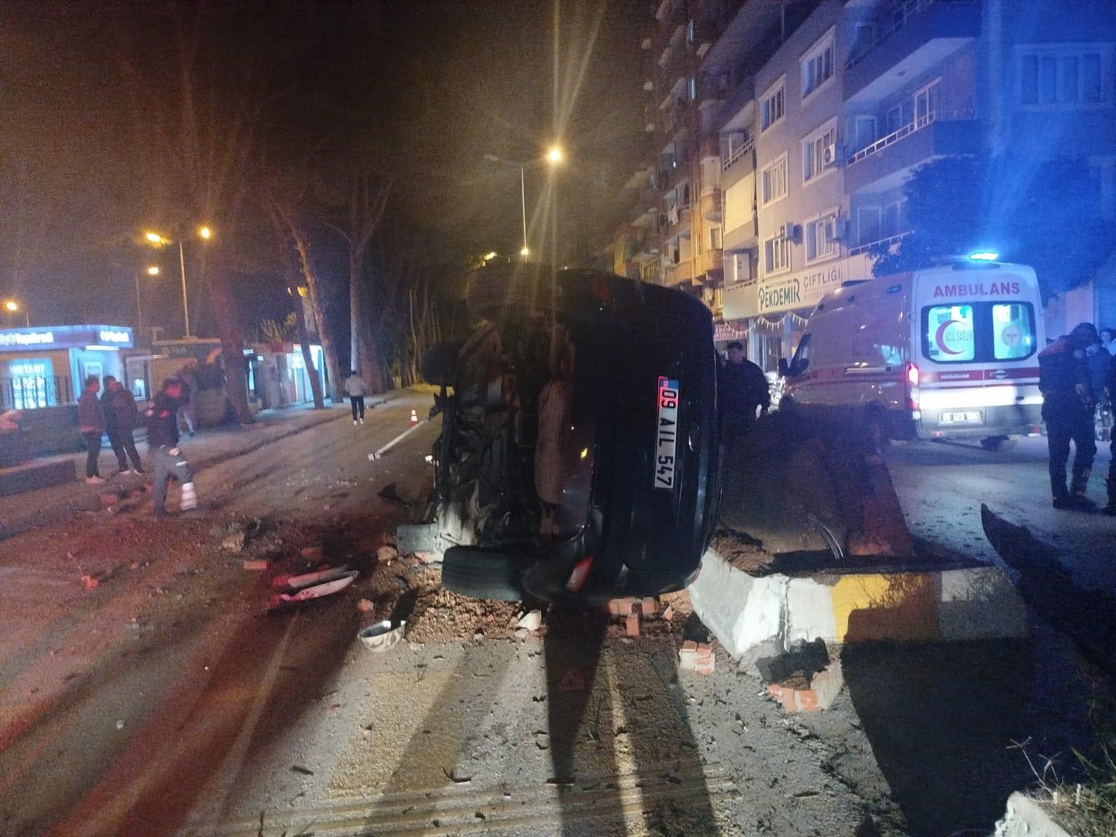 Aydın’da Feci Kaza, 2 Kişi Hastaneye Götürüldü (3)