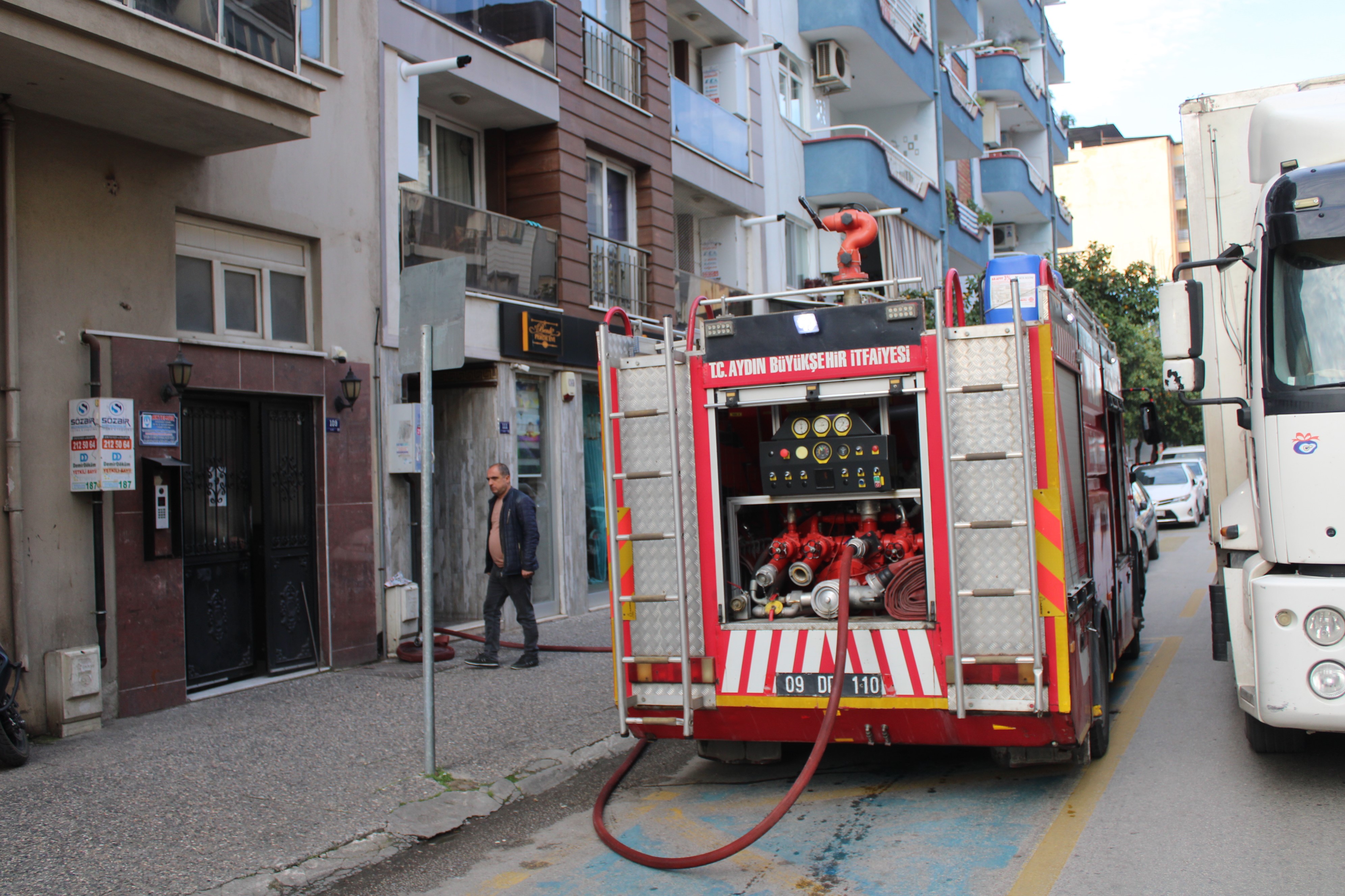 Aydın’da Panik Anları, Yangın Çıktı (2)