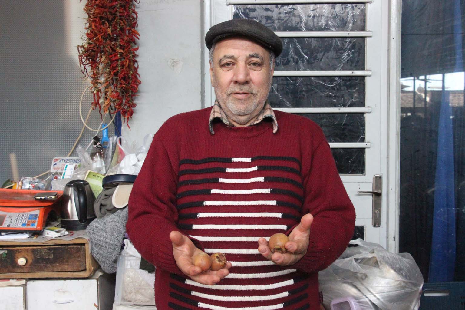 Aydın’da Şifa Kaynağı Tezgaha Çıktı, Doğal Çikolata Olarak Biliniyor (3)